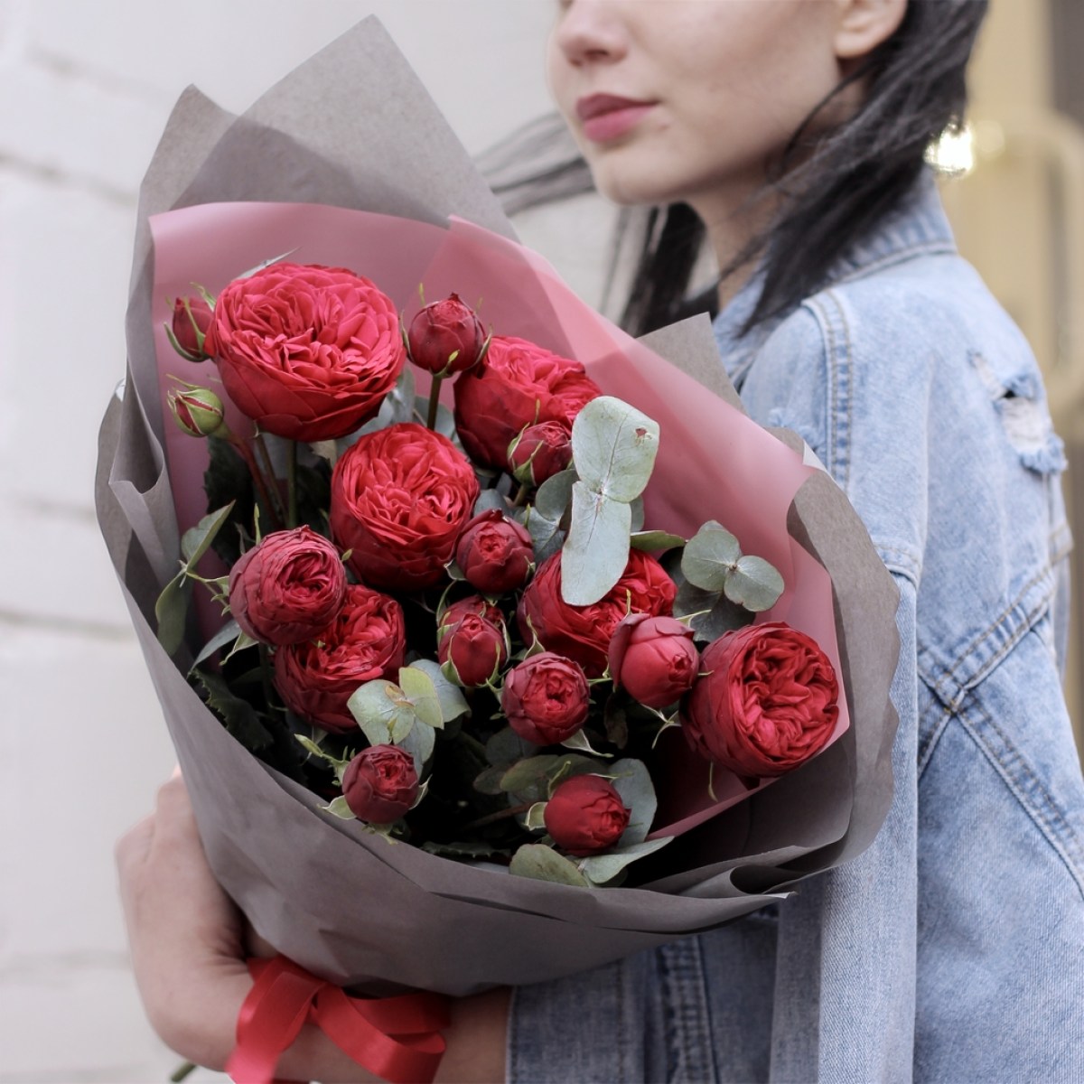 buket pionovidnyh roz 8